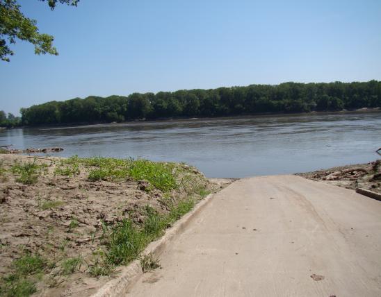 Boat ramp and Missouri River at Marion Access 