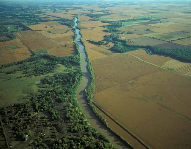 Aerial photo of nearly straight Chariton River and nearby cropland